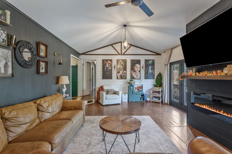 1033 Rolling Fields Cir, Columbia, TN 38401