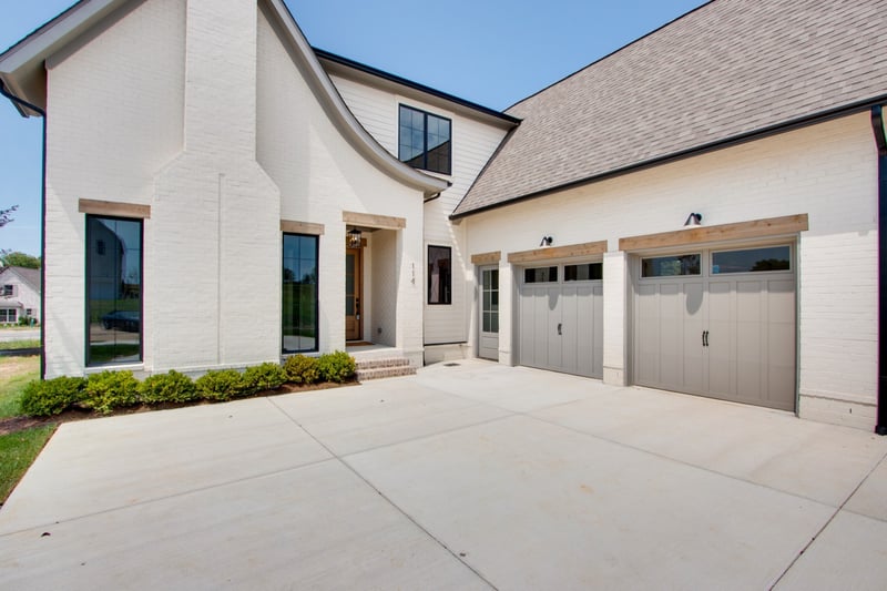 114 Mitford Ln, Thompsons Station, TN 37179