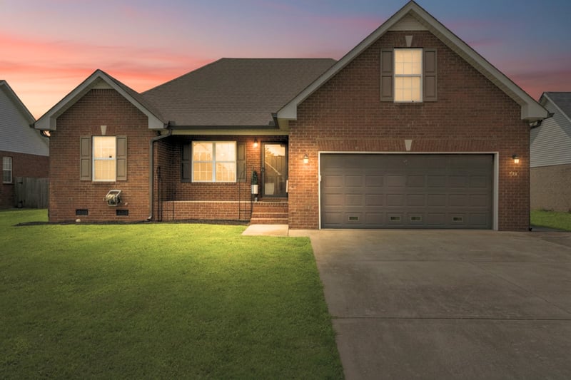 526 Stetson Ct, Murfreesboro, TN 37128