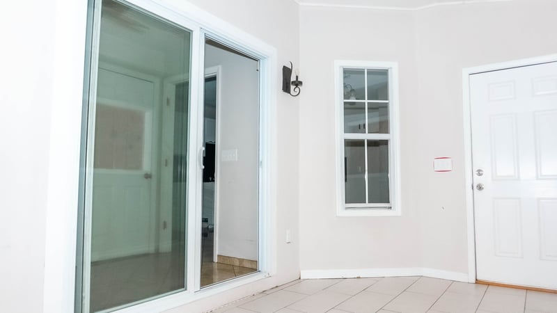 618 Cedar Bend Ln, La Vergne, TN 37086