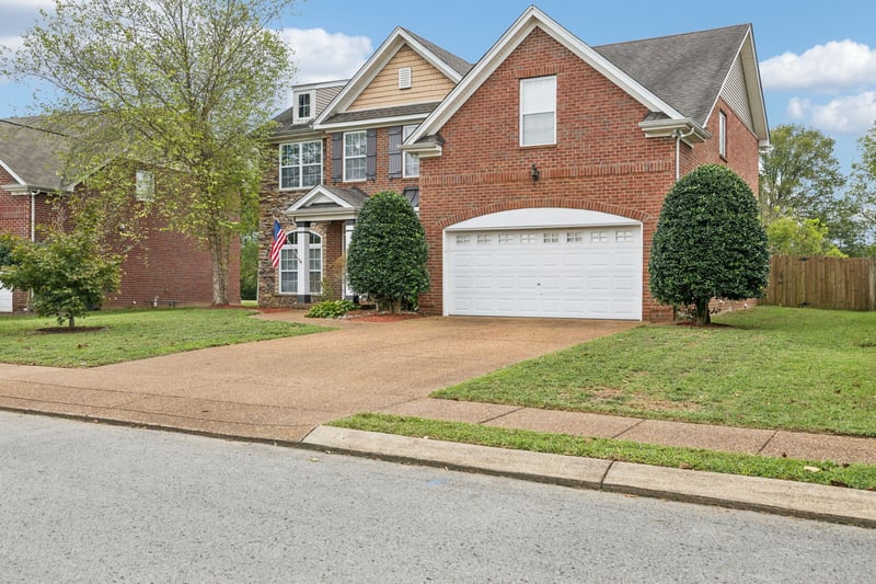 3009 Cairns Dr, Mount Juliet, TN 37122