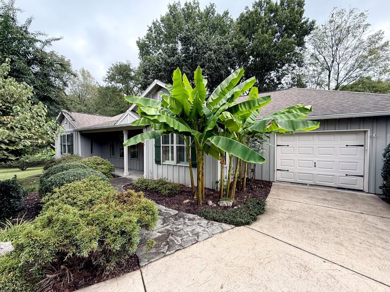 932 Hermitage Rdg, Hermitage, TN 37076