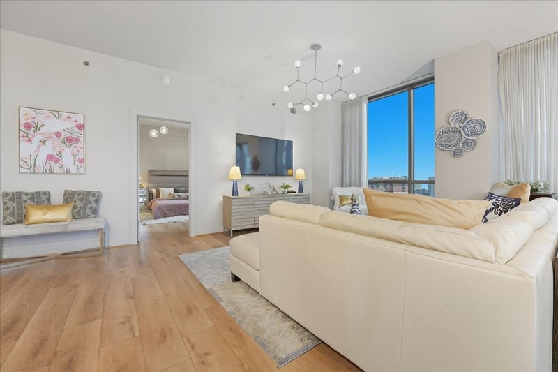 900 20th Ave #901, Nashville, TN 37212