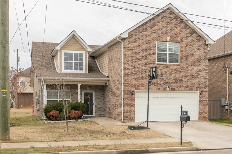 3824 Swan Ridge Dr, Antioch, TN 37013