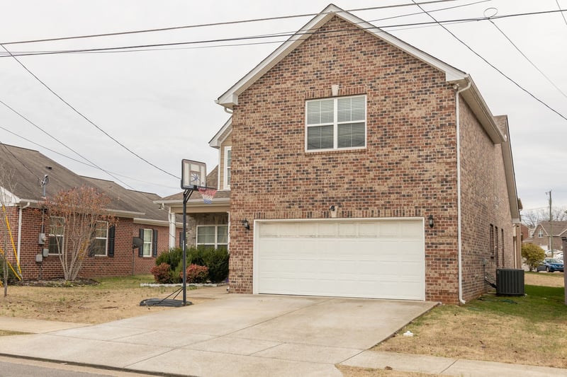 3824 Swan Ridge Dr, Antioch, TN 37013