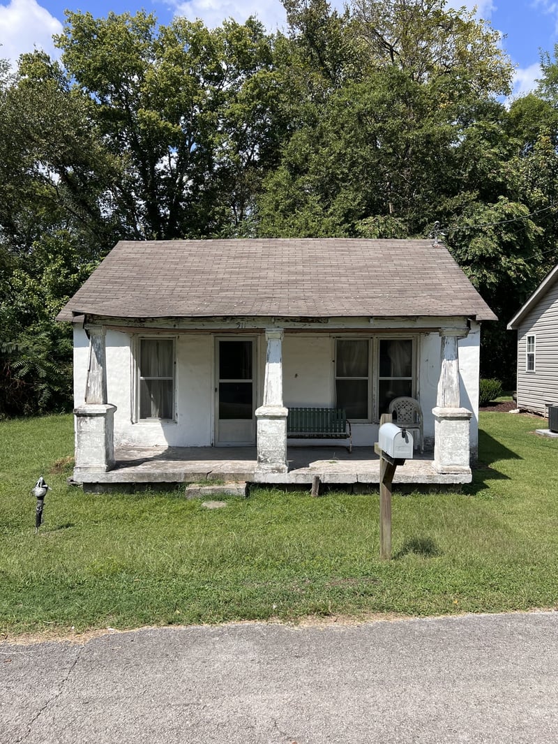511 Gant St, Mount Pleasant, TN 38474