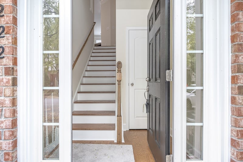 8222 Lenox Creekside Dr, Antioch, TN 37013