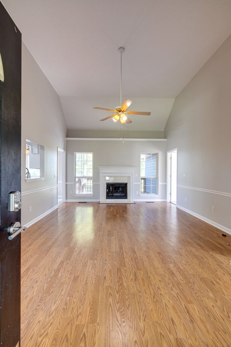 2023 Pecan Ridge Dr, Murfreesboro, TN 37128