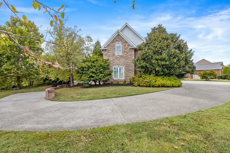 1657 Stokley Ln, Old Hickory, TN 37138