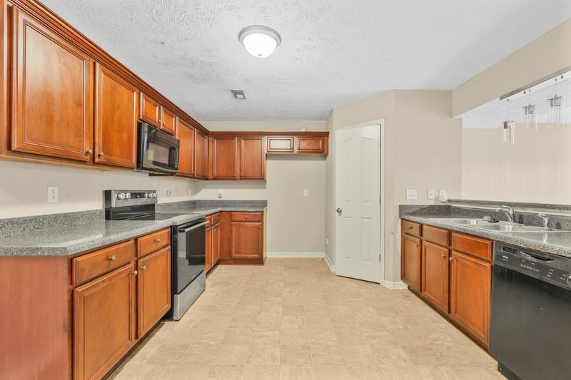 2940 Babyruth Ln #16, Antioch, TN 37013