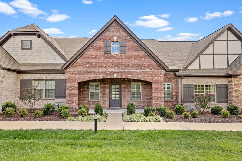 322 Madeira Pl, Gallatin, TN 37066