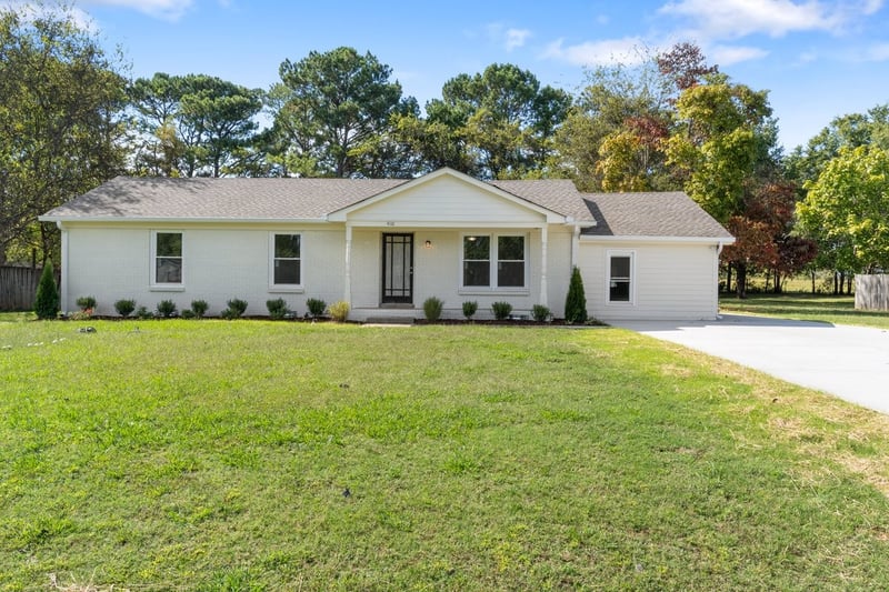 4110 Whitehaven Dr, Murfreesboro, TN 37129