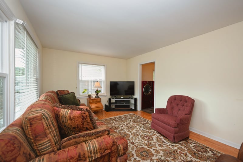 212 Nokes Dr, Hendersonville, TN 37075