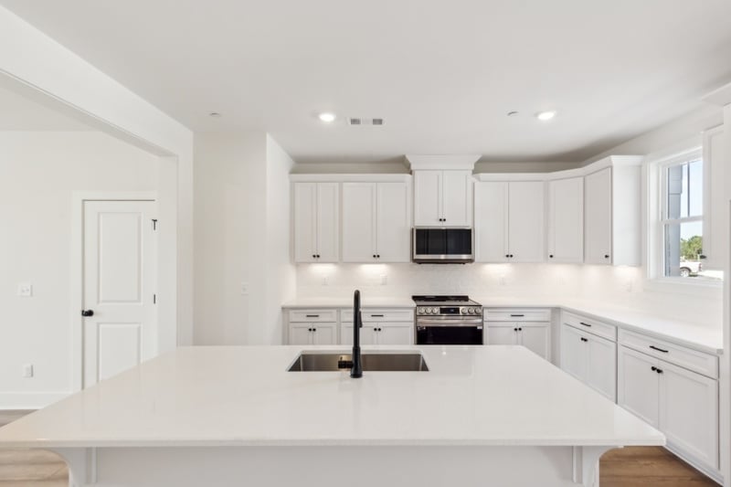 144 Nearwater Pl, Hendersonville, TN 37075