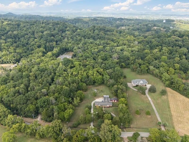467 Dry Creek Rd, Goodlettsville, TN 37072