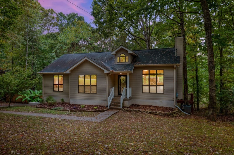 1015 Cross Country Dr, Kingston Springs, TN 37082