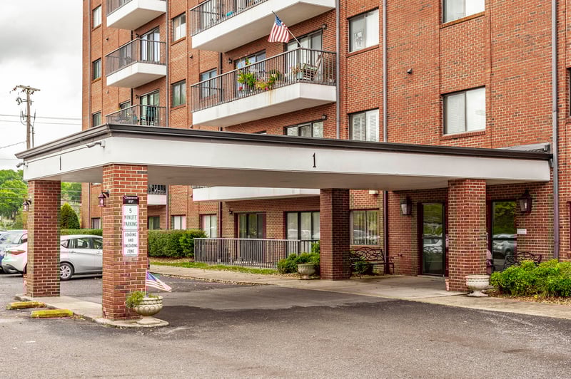 200 Sanders Ferry Rd #1403, Hendersonville, TN 37075