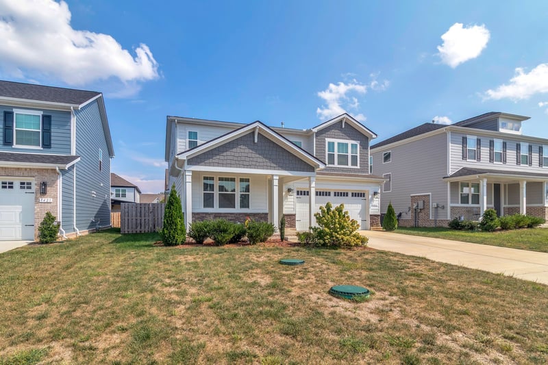 1417 Ovaldale Dr, Murfreesboro, TN 37128