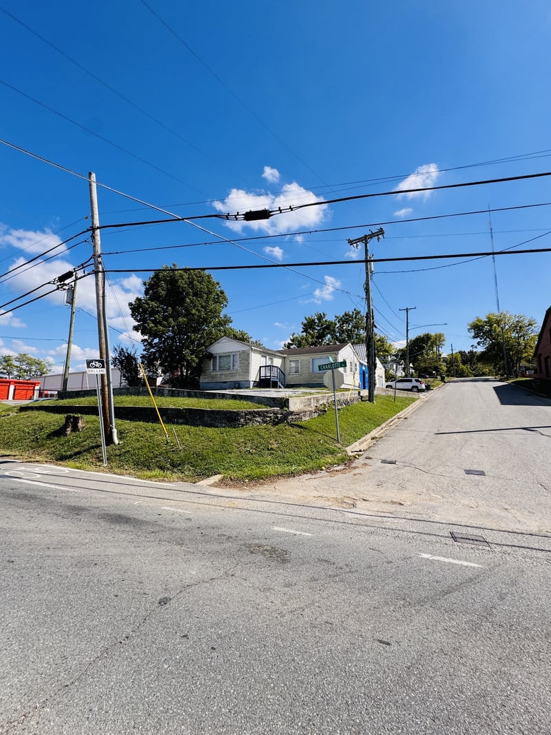 6119 Charlotte Pike, Nashville, TN 37209