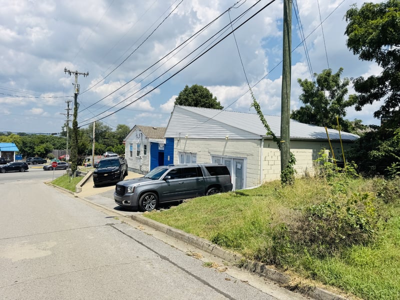 6119 Charlotte Pike, Nashville, TN 37209