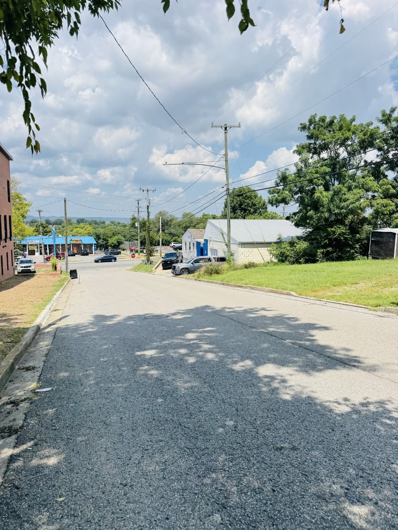 6119 Charlotte Pike, Nashville, TN 37209