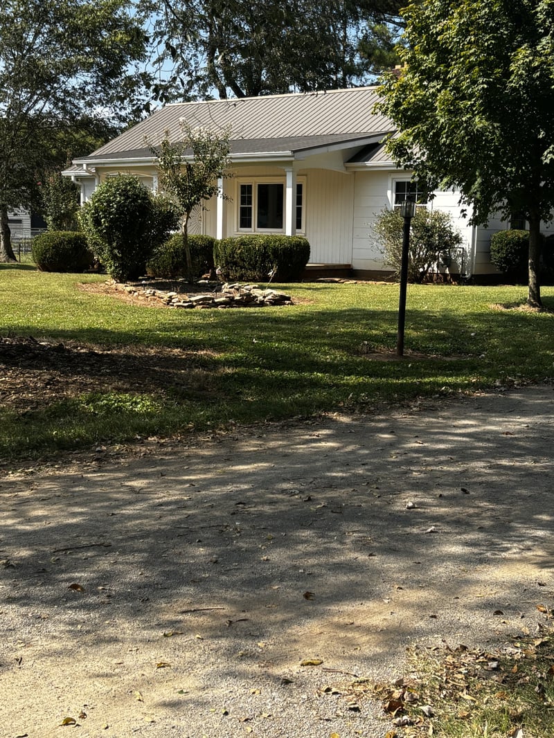 3026 Dilton Mankin Rd, Murfreesboro, TN 37127