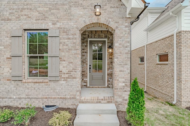1111 Freeboard Al, La Vergne, TN 37086