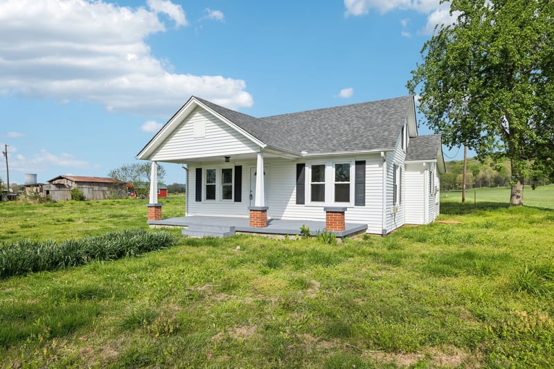 57 Young Branch Rd, Dixon Springs, TN 37057