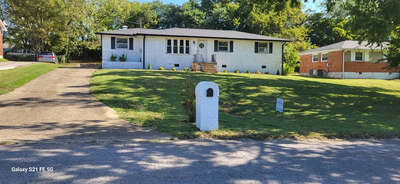 247 Bonnacroft Dr, Hermitage, TN 37076