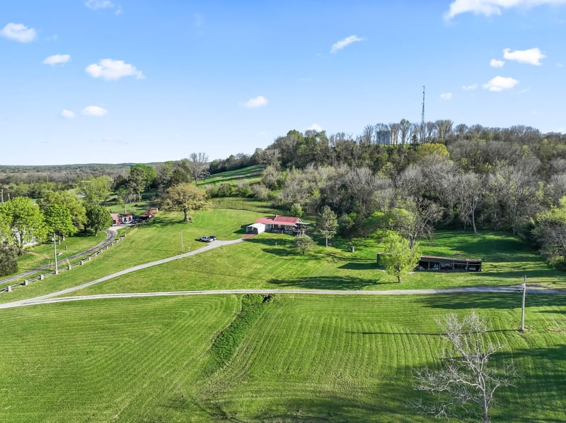 270 S Main St, Eagleville, TN 37060