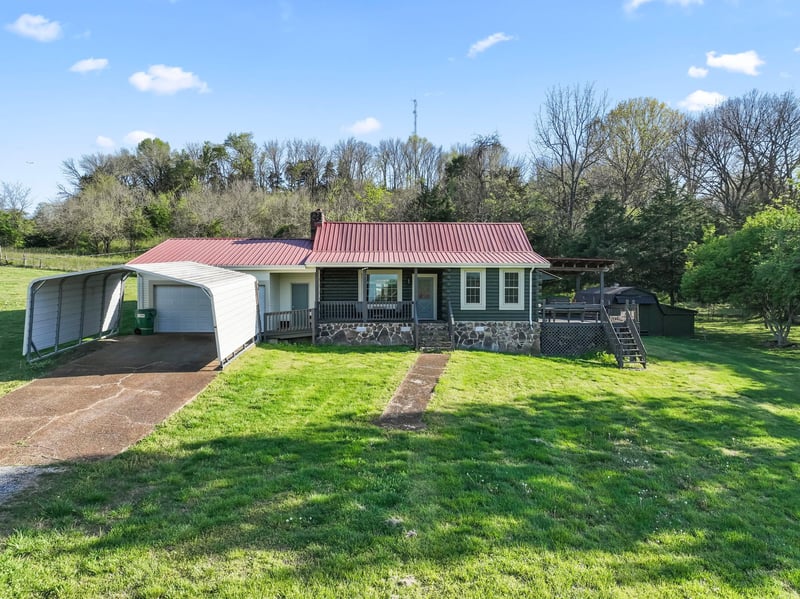 270 S Main St, Eagleville, TN 37060