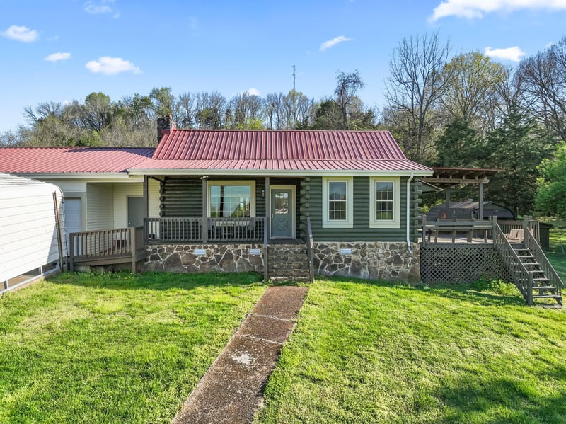 270 S Main St, Eagleville, TN 37060