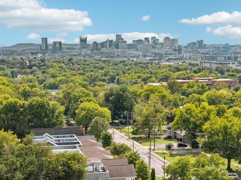 1413B Meridian St, Nashville, TN 37207