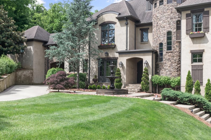 399 The Lady Of The Lake Ln, Franklin, TN 37067