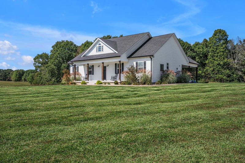 2808 Locke Hollow Rd, Dickson, TN 37055