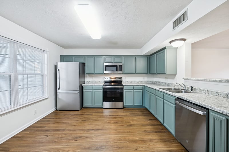 354 Arapaho Dr, Murfreesboro, TN 37128