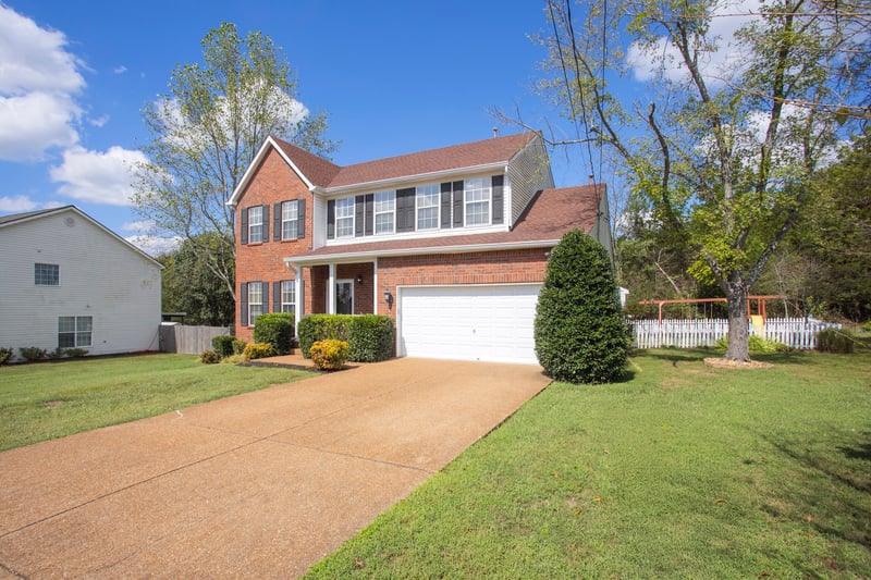 711 Bob White Ct, Mount Juliet, TN 37122