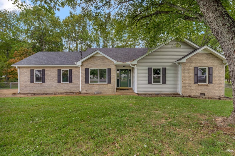 101 Laura Dr, White House, TN 37188