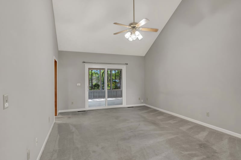 101 Laura Dr, White House, TN 37188