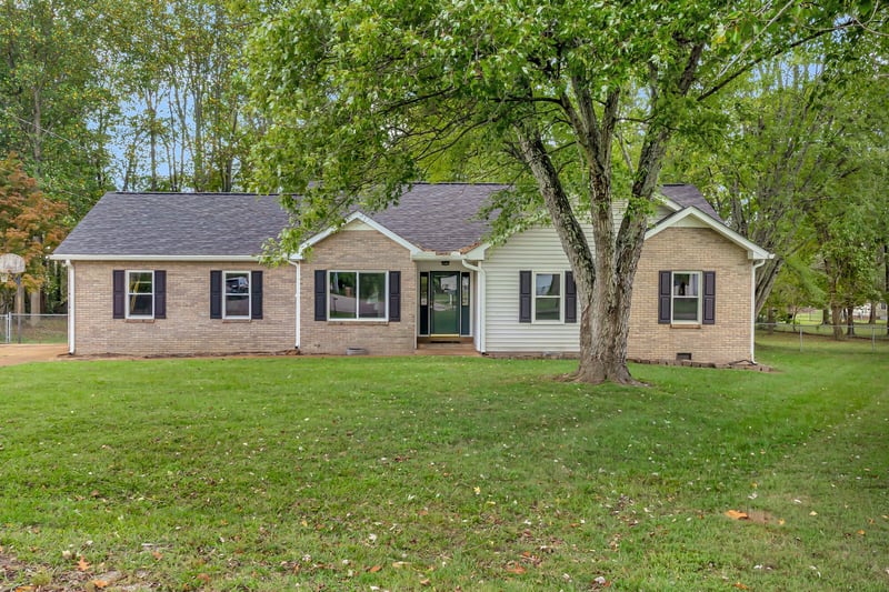 101 Laura Dr, White House, TN 37188