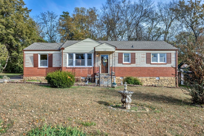 108 Dabney Dr, Franklin, TN 37064