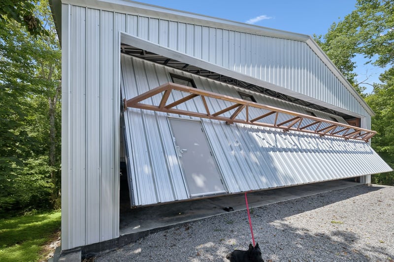 432 Slow Roll Dr, Chapmansboro, TN 37035