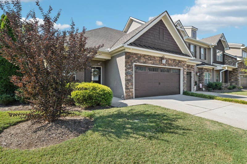 3250 Blue Sky Dr, Murfreesboro, TN 37130