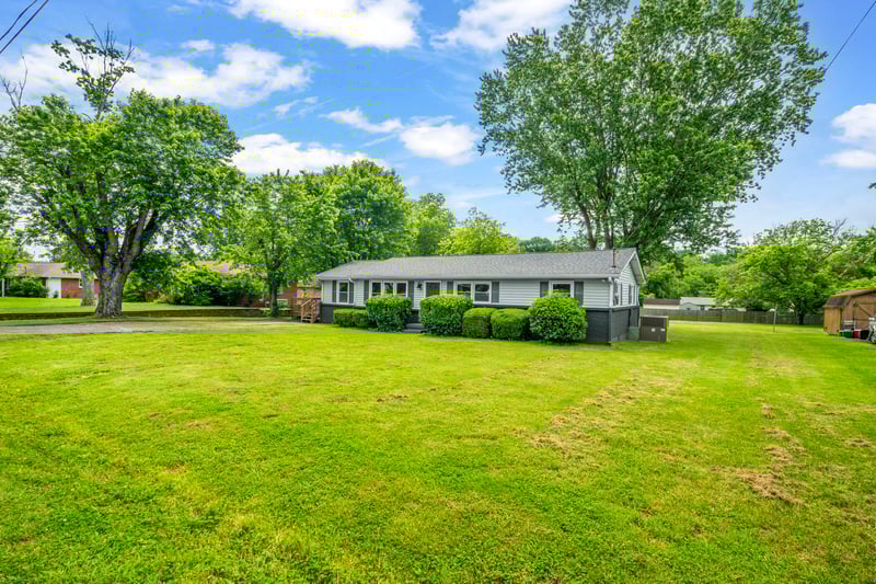 208 Lucien Dr, Goodlettsville, TN 37072