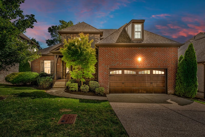 5129 Mountainbrook Cir, Hermitage, TN 37076