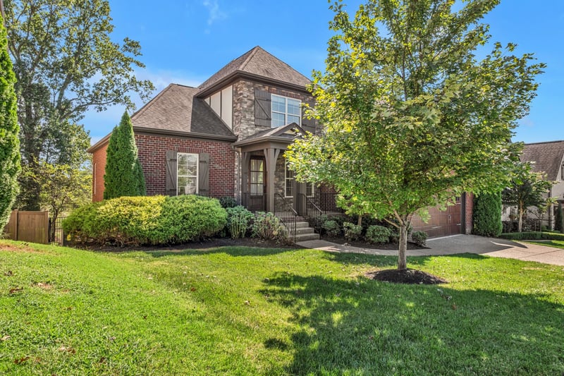 5129 Mountainbrook Cir, Hermitage, TN 37076