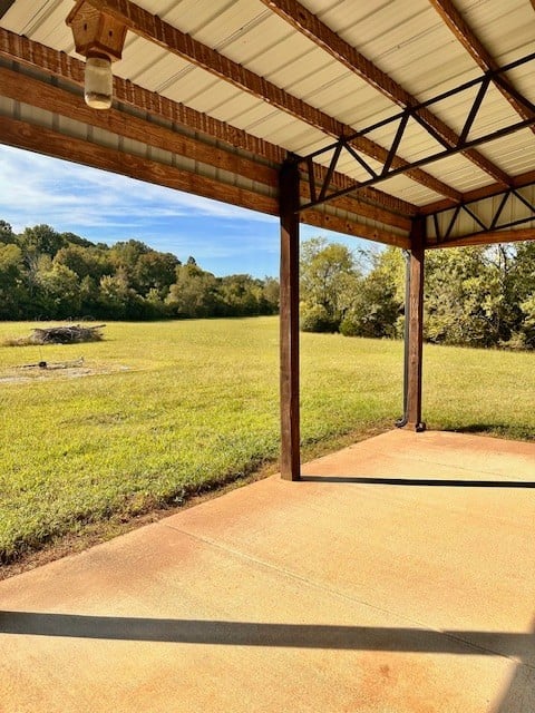 3242 Whitesell Rd, Culleoka, TN 38451