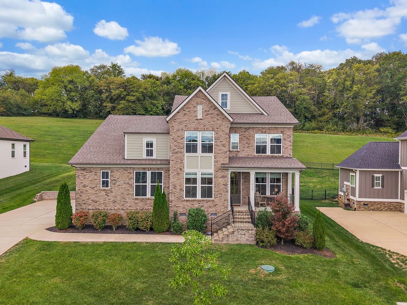 7025 Vineyard Valley Dr, College Grove, TN 37046