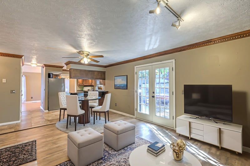 2445 Ravine Dr, Nashville, TN 37217