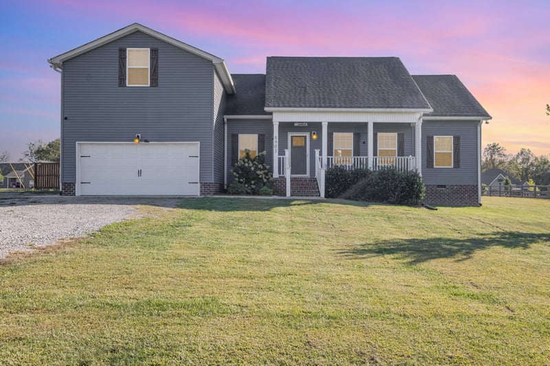 8903 Covington Rd, White House, TN 37188